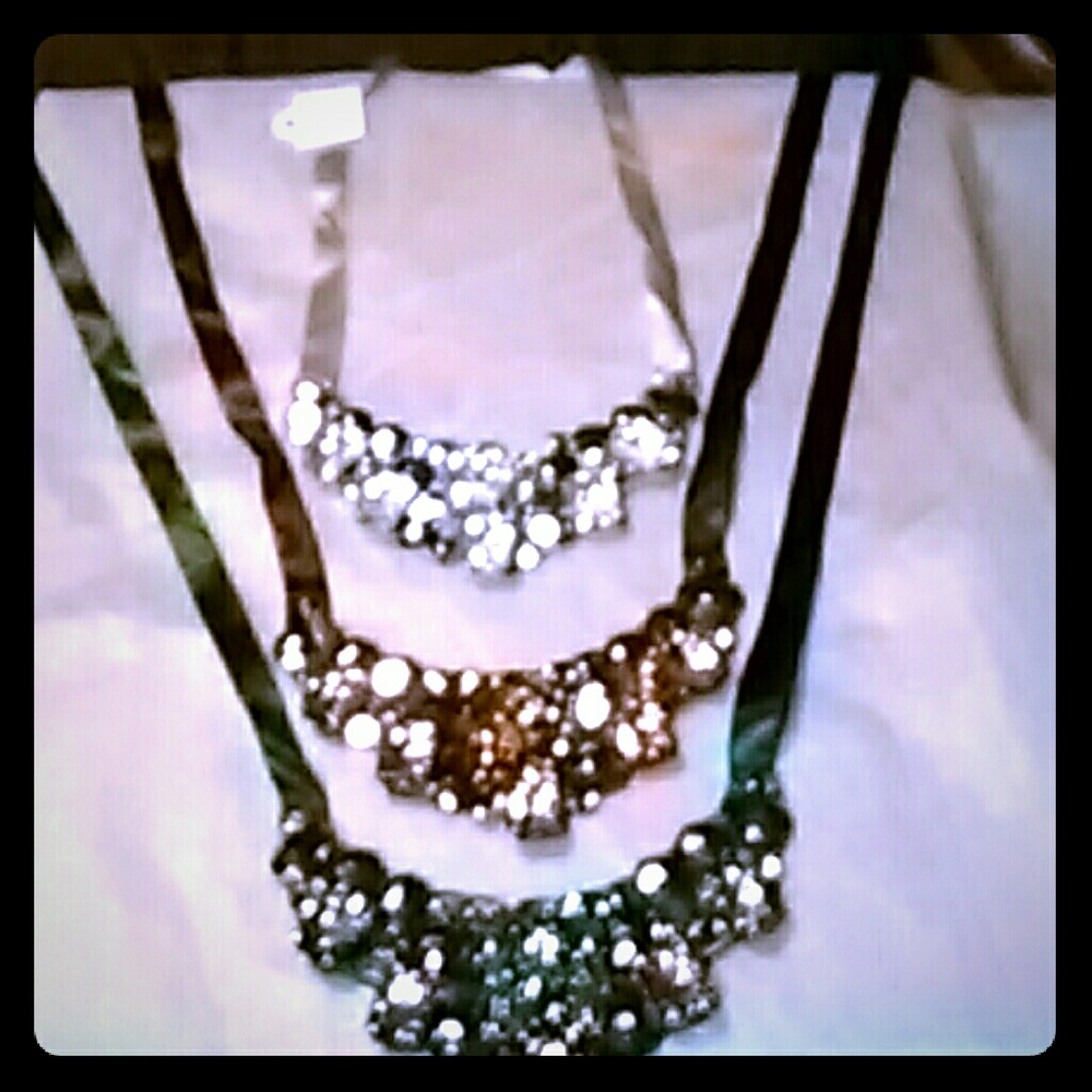 Ladies necklace